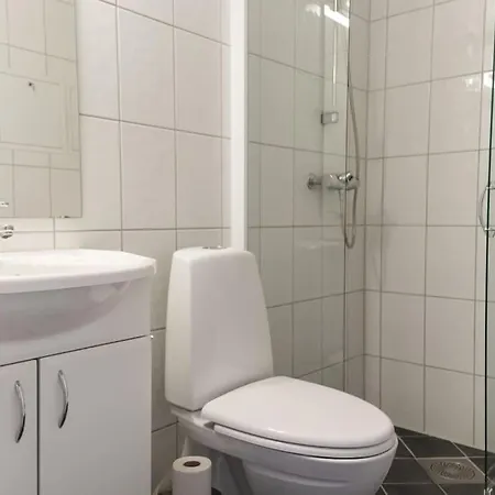 Dinbnb I Everything You Need - 4 Minutes To The City Train!