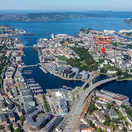 Apartment Dinbnb I Everything You Need - 4 Minutes To The City Train! Bergen